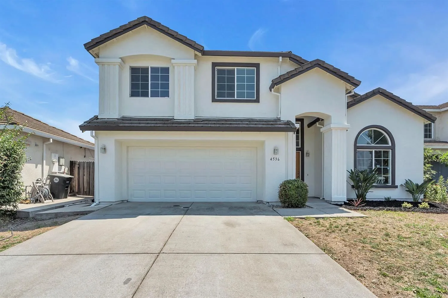 4536 Thira Ct photo 1
