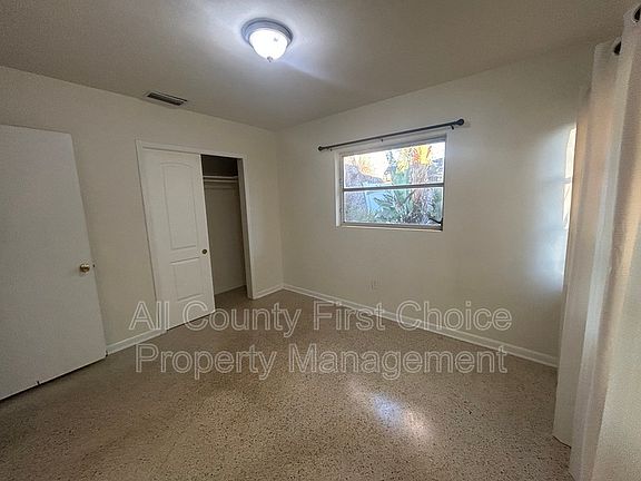 5th image of 2797 Renatta Dr
