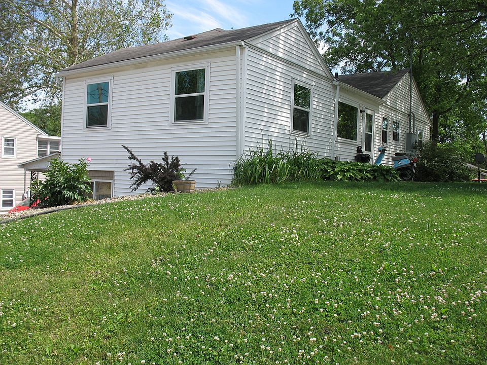 front of building - looking at it from Rochester Ave.