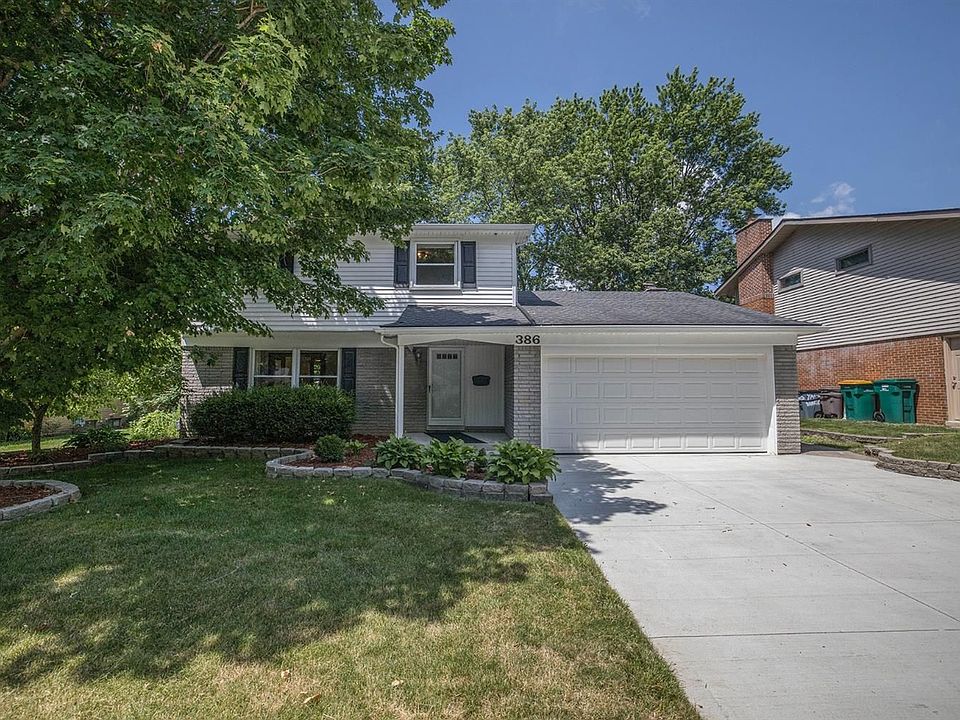 1st image of 386 Eastlook Dr