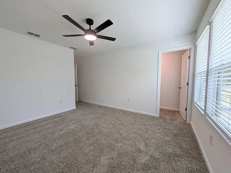 3225 Schoolmarm St — Photo 11