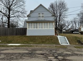 2829 10th St SW, Canton, OH 44710