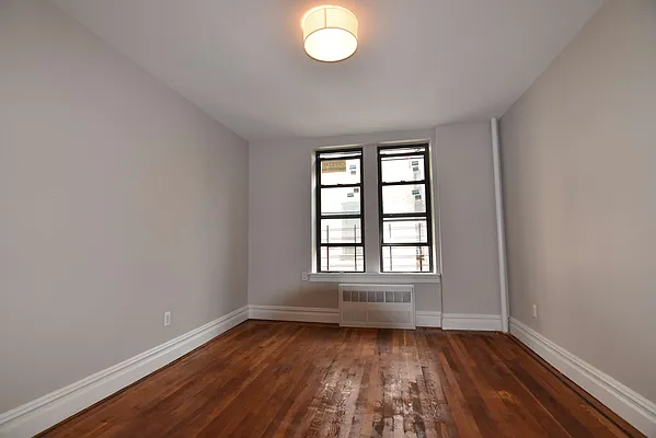 Rented by Zuz Realty | media 54