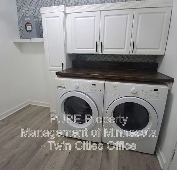 1860 Cliff Lake Ct — Photo 10
