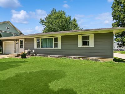 300 S Oak St, Anamosa, IA, 52205