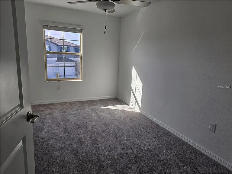 8309 Crescent Oaks Dr — Photo 21