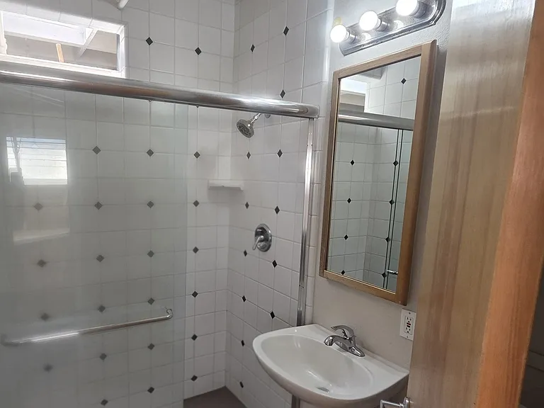 6037 Christie Ave — Photo 8