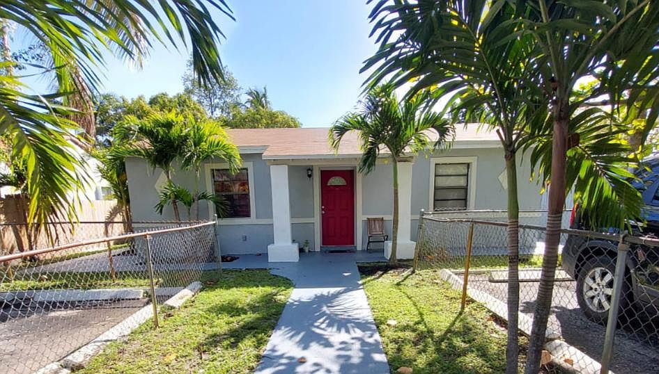 1st image of 1408 NW 1st Ave #2