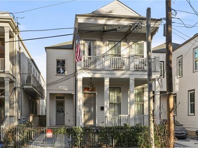 1376 Camp St, New Orleans, LA, 70130