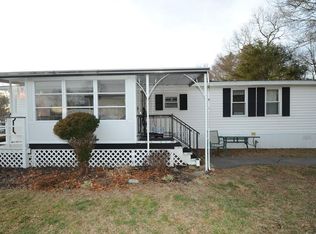 8 Liberty St, West Bridgewater, MA 02379