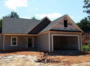 6036 Hedgerow Cir, Clemmons, NC 27012