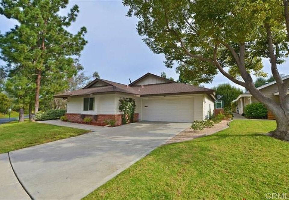 1st image of 1219 La Casa Dr