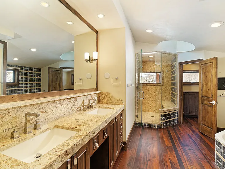 10 Martingale Ln — Photo 7