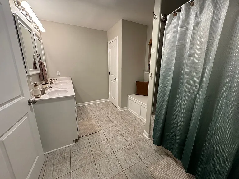 8061 Nora Ln — Photo 11