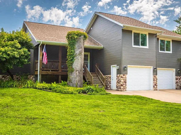 710 Shore Acres ROAD, La Crescent, MN 55947
