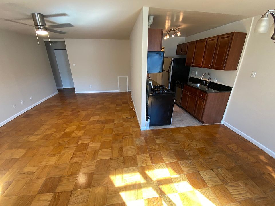 sunny west facing unit