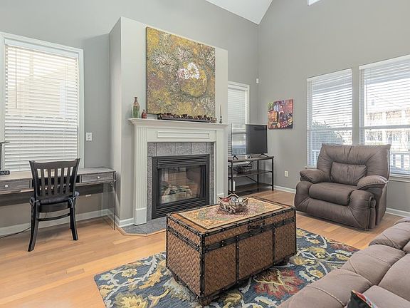 5th image of 1365 Island Shore Dr