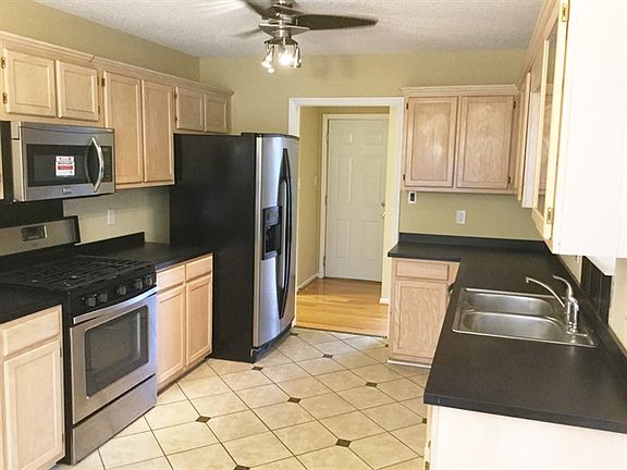 5th image of 9139 Windknob Ct
