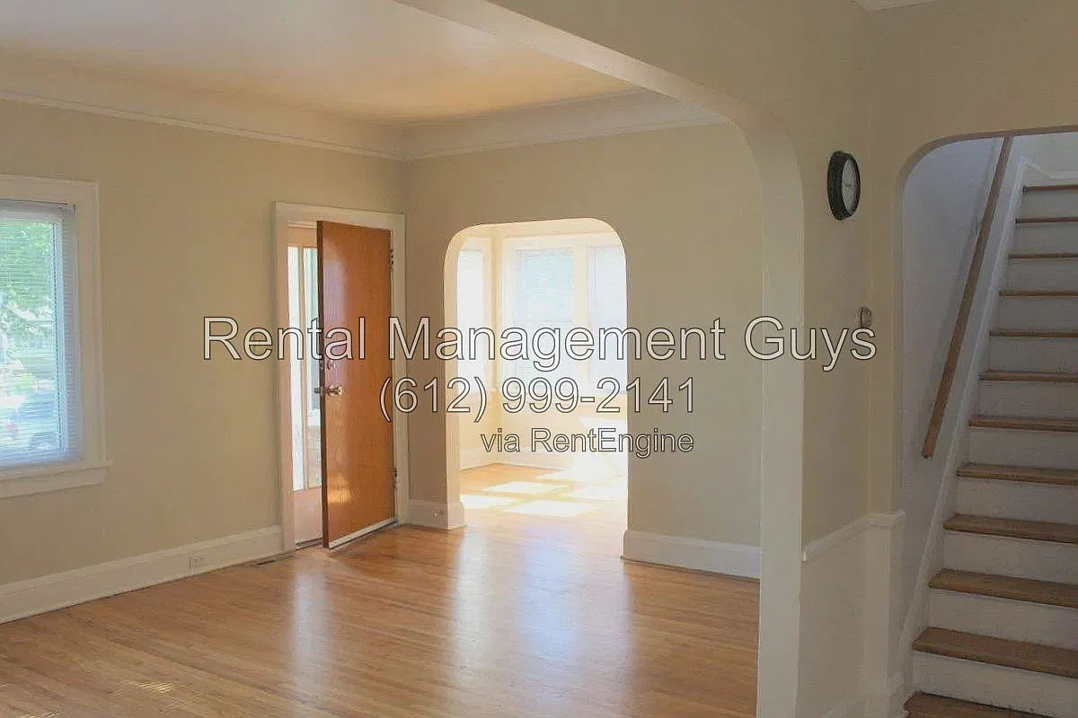 3 bed, 1.0 bath, 1920 sqft, $1,850 — Photo 3