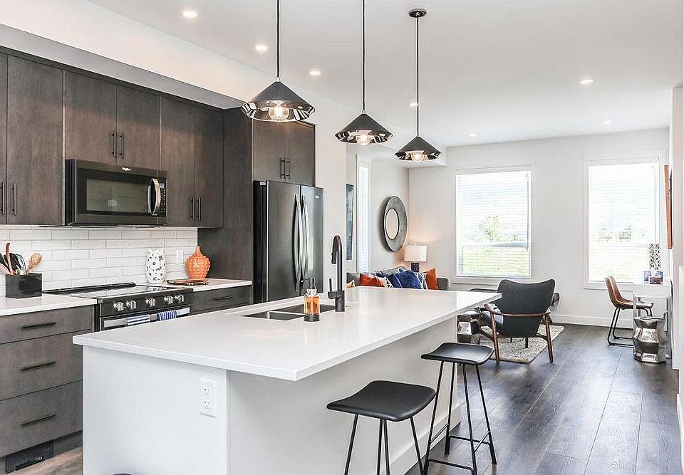 1st image of 610 Academy Way #327