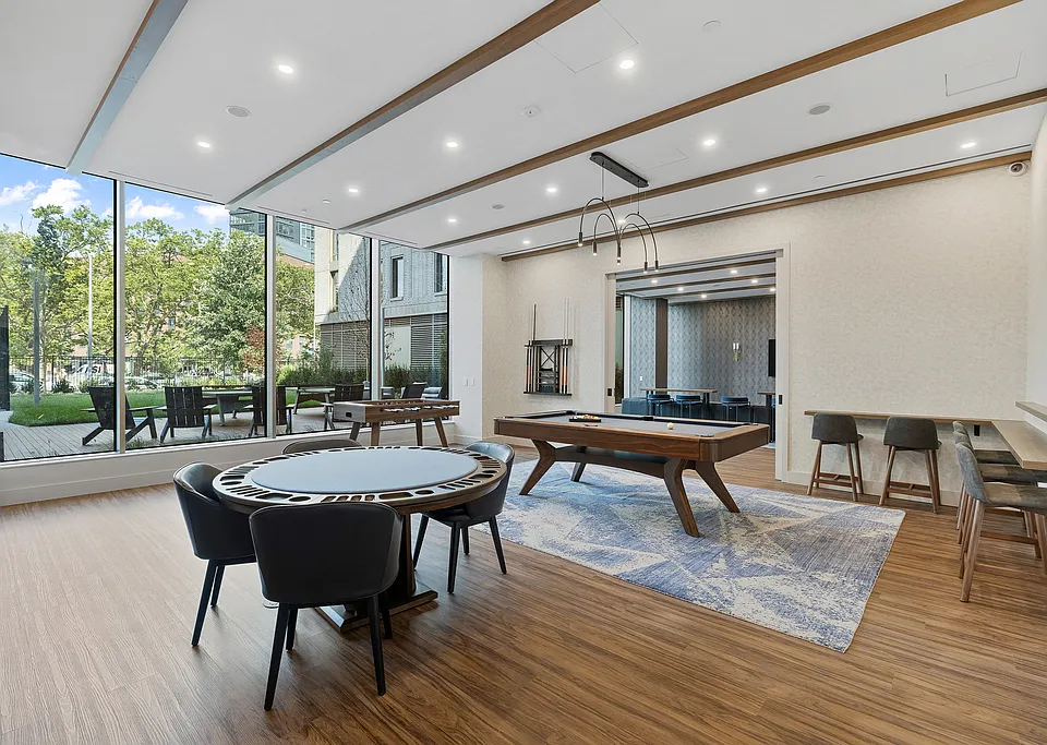 75 Dupont St #610