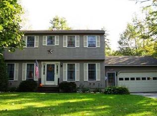 16 Arrowhead Dr, Brunswick, ME 04011