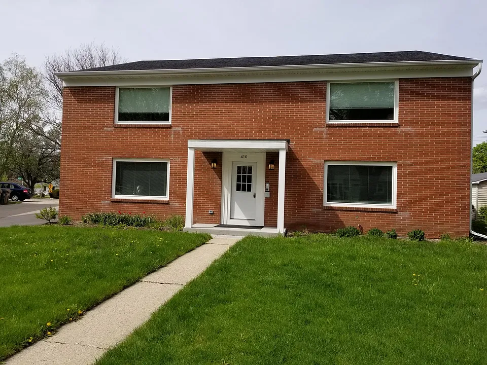 410 Rushmore Ln #1