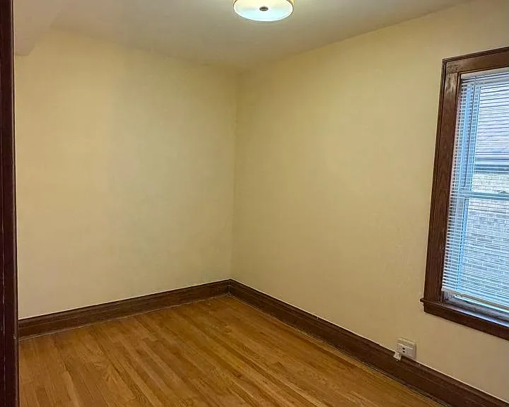 5109 W Strong St #2 — Photo 6