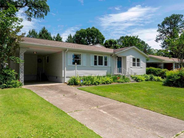 613 Oakmoor Dr, Homewood, AL 35209