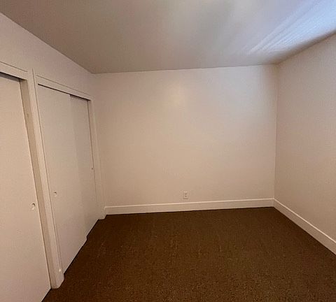 5th image of 3678 Larch Ave #5