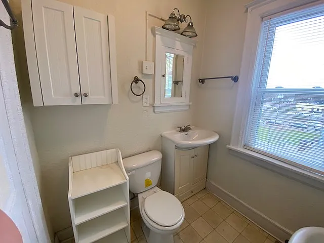 2616-20 Hennepin Ave S — Photo 10