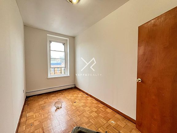 2nd image of 1838 Prospect Pl APT 3