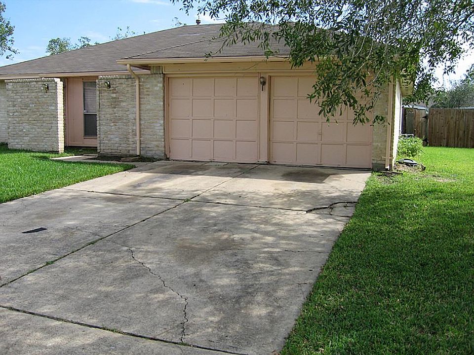 1st image of 1934 Ripple Creek Dr