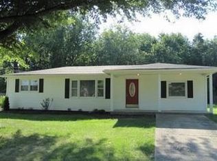 5913 McPicken Dr, Milford, OH 45150