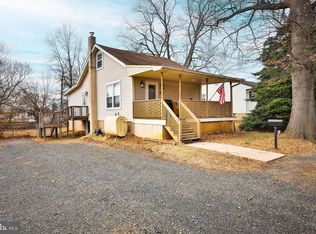 930 Excelsior Ave, Croydon, PA 19021