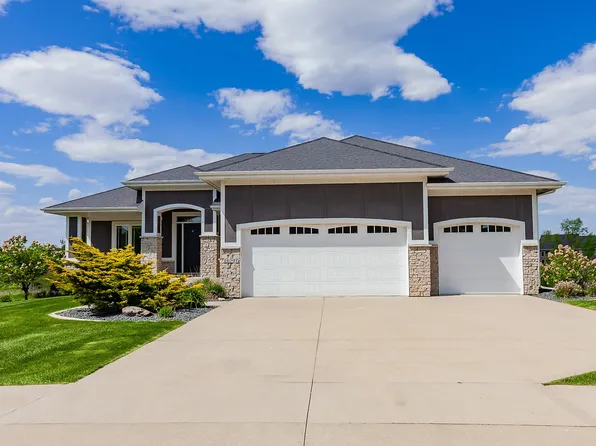16397 NW Prairie Dr, Clive, IA 50325
