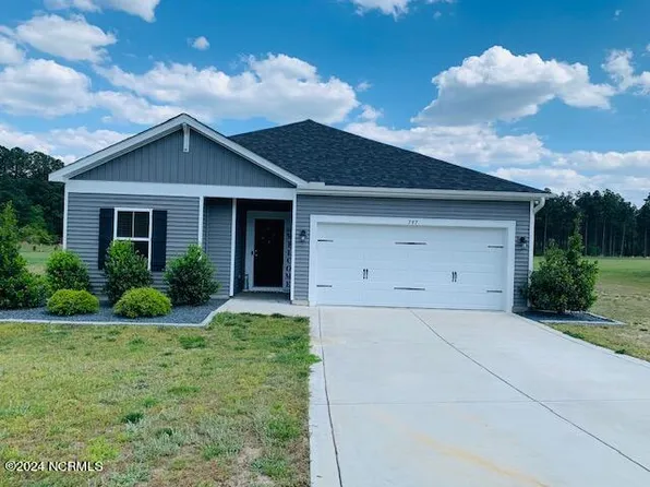 797 Carolina Road, Aberdeen, NC 28315