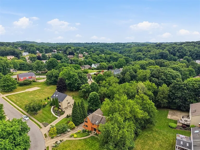 2533 Riva Ridge Ct — Photo 37