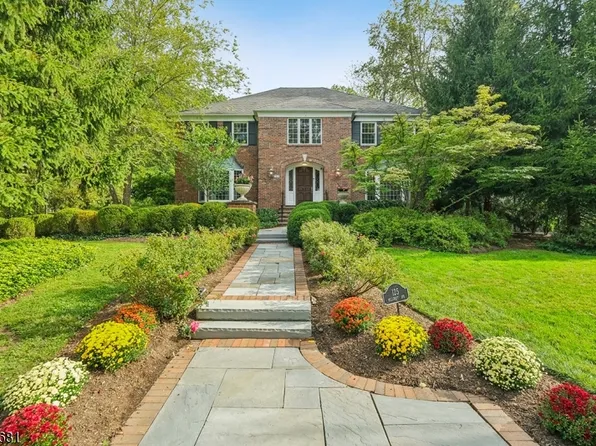 125 Hillcrest Ave, Summit City, NJ 07901