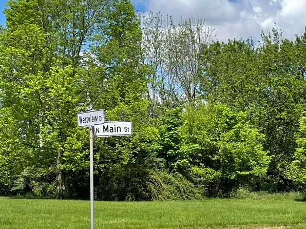 842 N Main St, Urbana, OH 43078