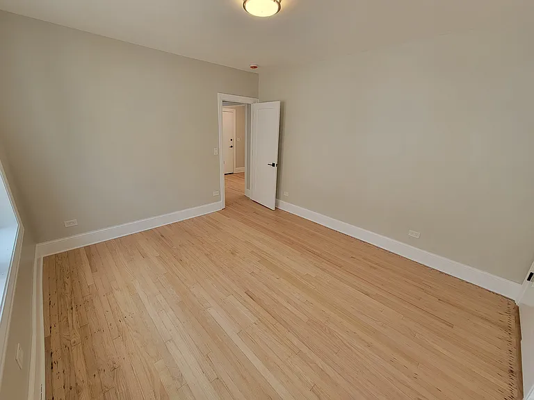 6418 N Richmond St #3A — Photo 12