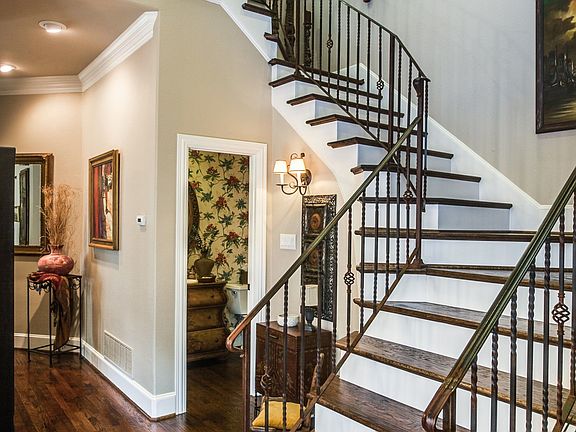 5th image of 12013 Lueders Ln