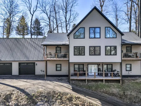 670 Natchez Ln, Sugar Grove, OH 43155