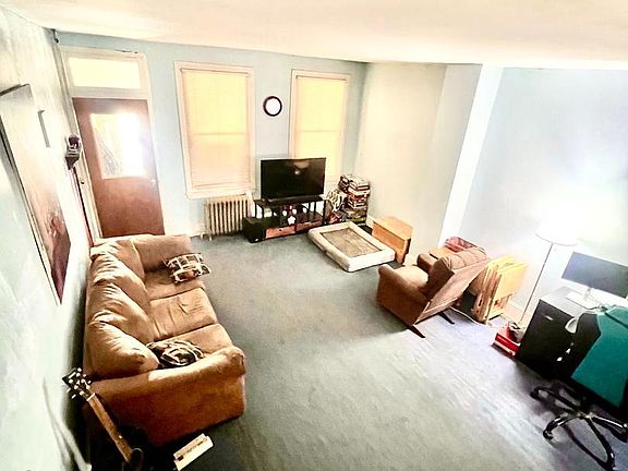 5th image of 4227 E Howell St