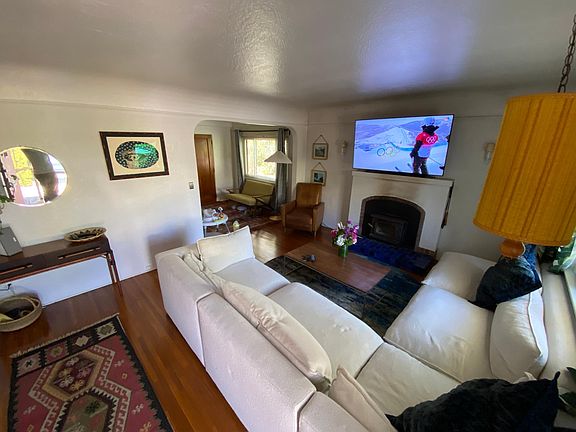 4th image of 4761 Coronado Ave