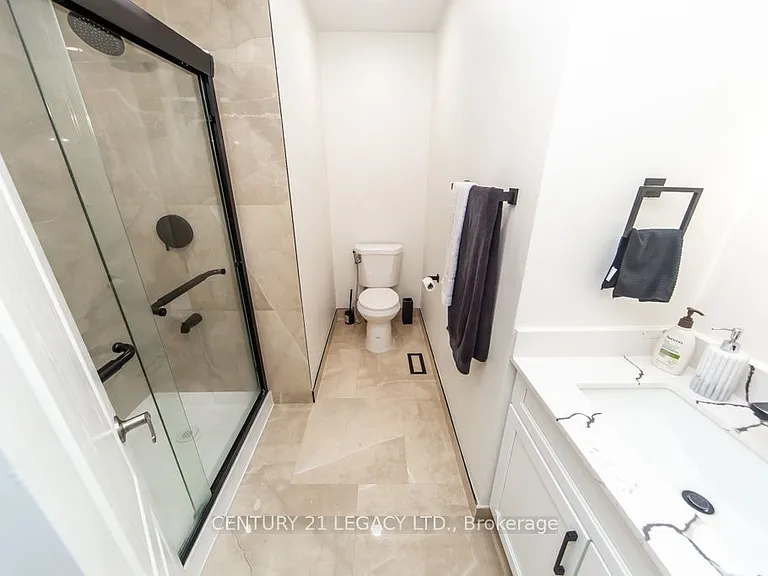 44 Tincomb Cres — Photo 33