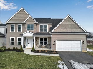 62 Gesel Ln, Buffalo, NY 14221
