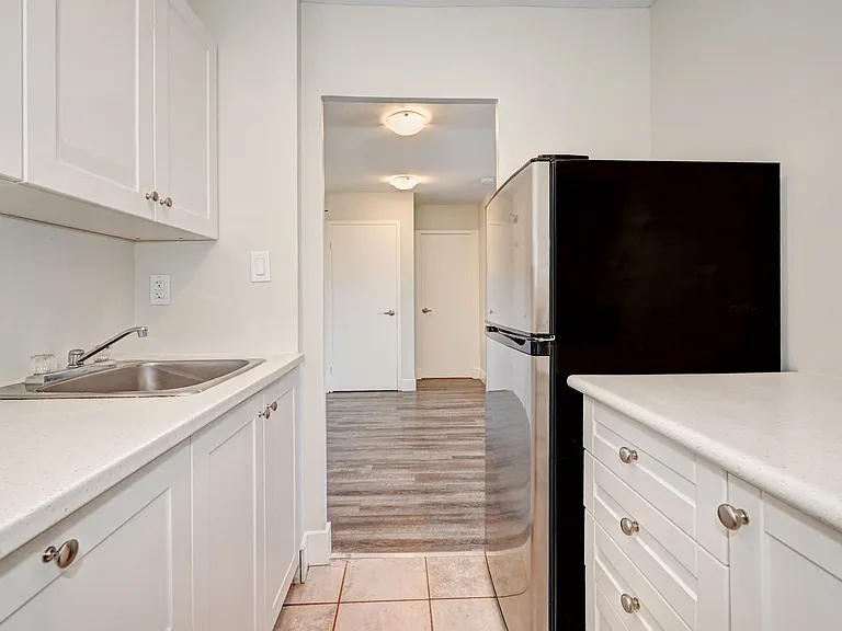 120 Grand Ave — Photo 8