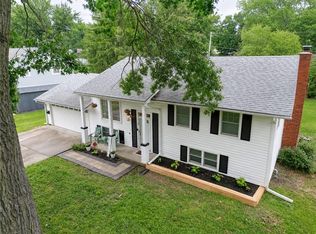 703 N Seminole Dr, Independence, MO 64056