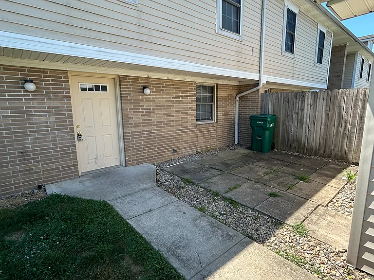 1267 Priority Pl — Photo 2